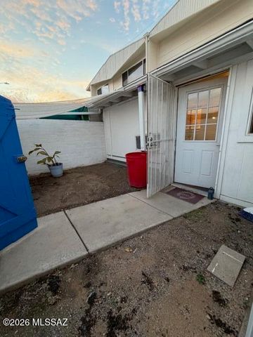 1725 S Jones Blvd Apt H3, Tucson, AZ 85713