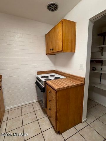 1725 S Jones Blvd Apt H3, Tucson, AZ 85713