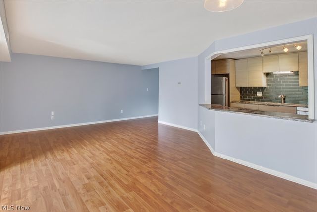 9610 Cove Drive B23, North Royalton, OH 44133