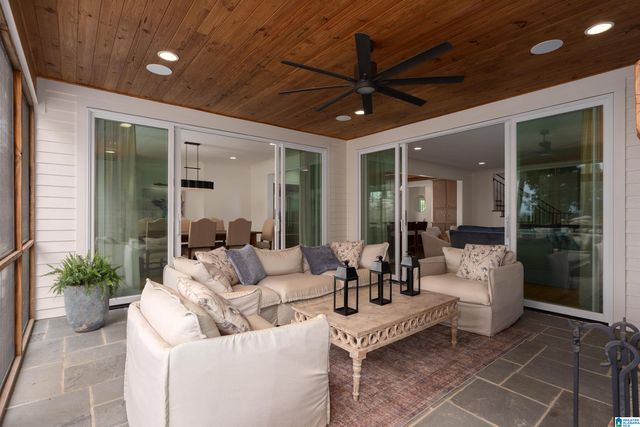 3589 SPRINGSTONE TRAIL, Leeds, AL 35094