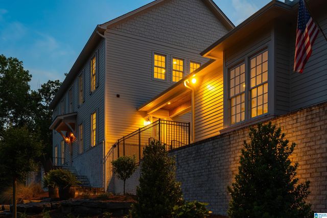 3589 SPRINGSTONE TRAIL, Leeds, AL 35094