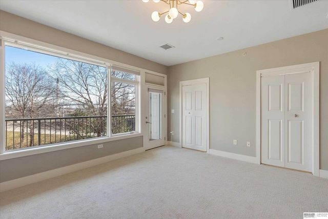 723 Riverfront Drive, Omaha, NE 68102