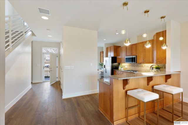 723 Riverfront Drive, Omaha, NE 68102