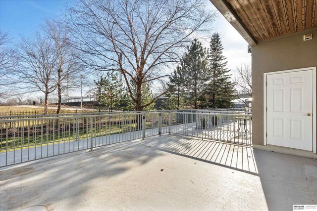 723 Riverfront Drive, Omaha, NE 68102