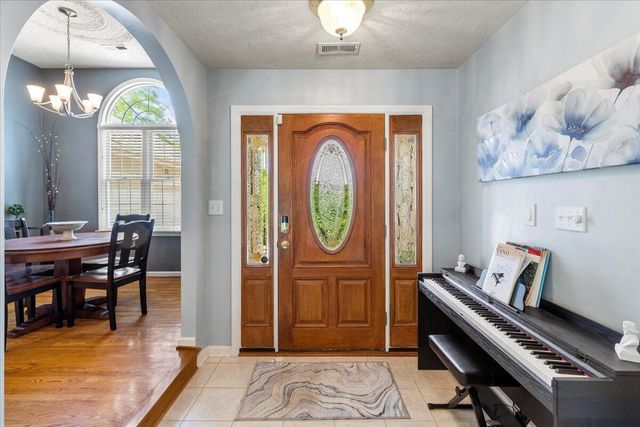111 Deer Trace LN, Salem, VA 24153