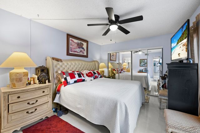 2317 SW 81st Terrace 3, North Lauderdale, FL 33068