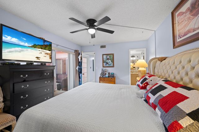 2317 SW 81st Terrace 3, North Lauderdale, FL 33068