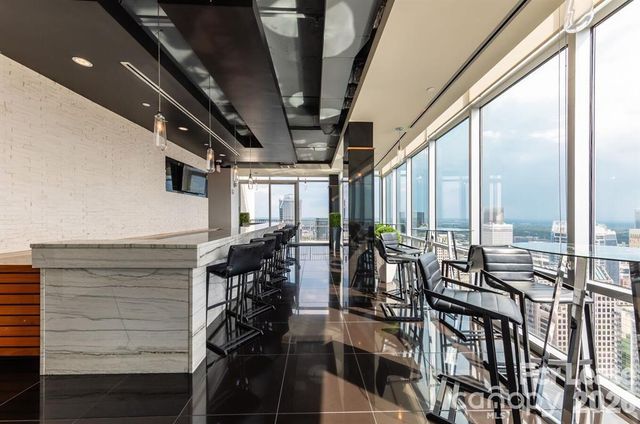 215 N Pine Street B11, Charlotte, NC 28202