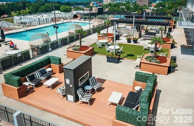 215 N Pine Street B11, Charlotte, NC 28202