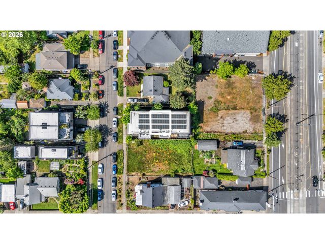 6822 N GREENWICH Ave 205, Portland, OR 97217