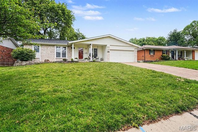 10179 Buffton Drive, St Louis, MO 63123