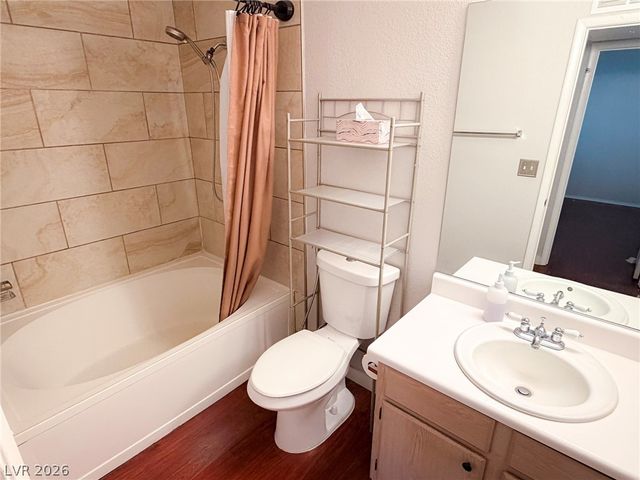 5211 Lindell Road 105, Las Vegas, NV 89118