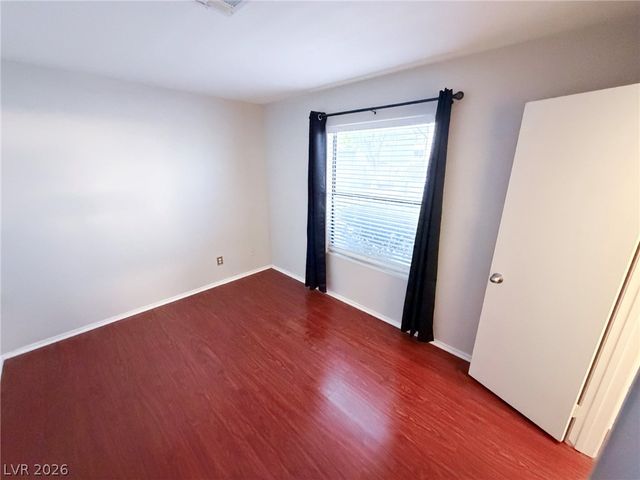 5211 Lindell Road 105, Las Vegas, NV 89118