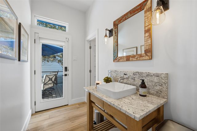 199 Seaside Drive, Gun Barrel City, TX 75156