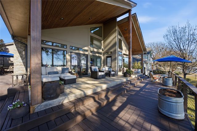 199 Seaside Drive, Gun Barrel City, TX 75156