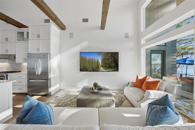 199 Seaside Drive, Gun Barrel City, TX 75156