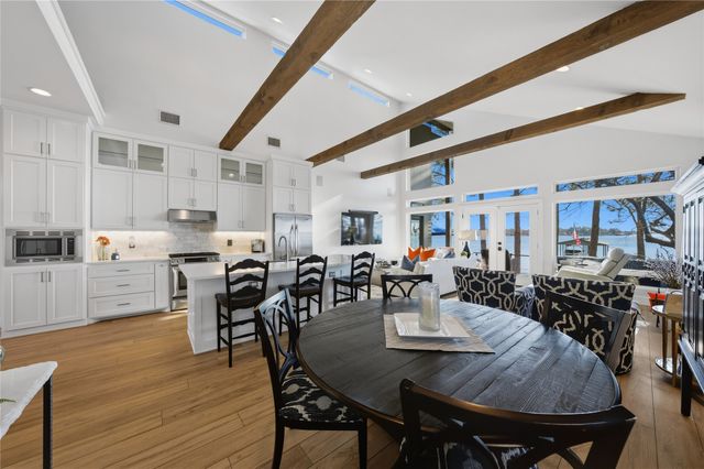 199 Seaside Drive, Gun Barrel City, TX 75156