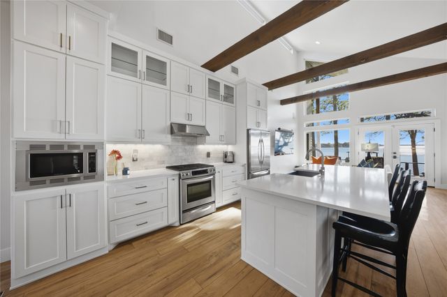 199 Seaside Drive, Gun Barrel City, TX 75156