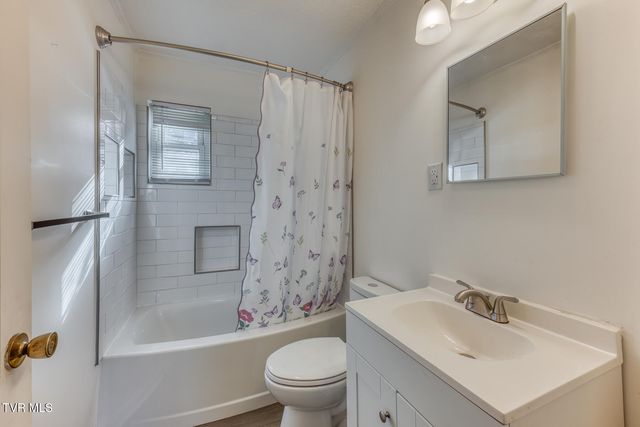 2222 Windsor Avenue, Bristol, TN 37620