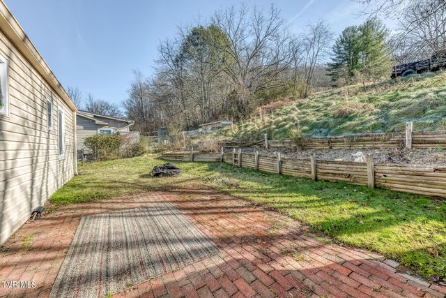 2222 Windsor Avenue, Bristol, TN 37620