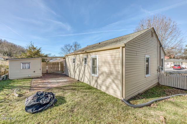 2222 Windsor Avenue, Bristol, TN 37620
