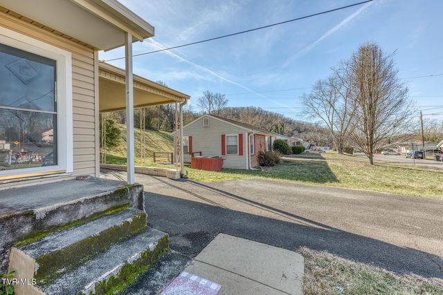 2222 Windsor Avenue, Bristol, TN 37620