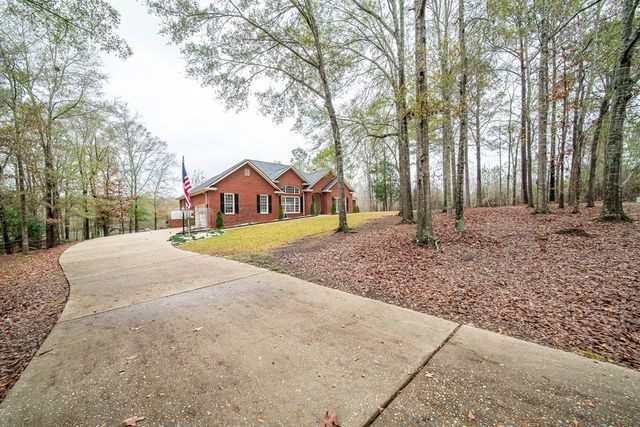365 Fox Chase Trail, Midland, GA 31820