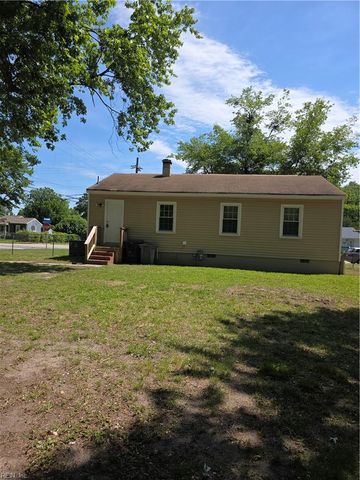 22 Gumwood DR, Hampton, VA 23666