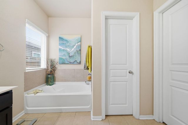 3231 Barton Sky Lane, Humble, TX 77396