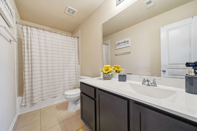 3231 Barton Sky Lane, Humble, TX 77396