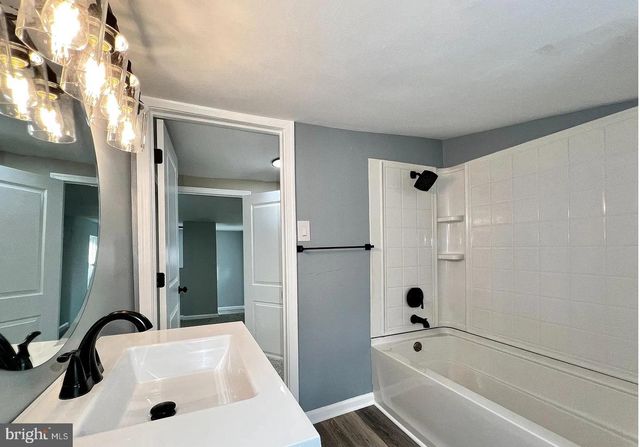 516 10TH AVE, Lindenwold, NJ 08021