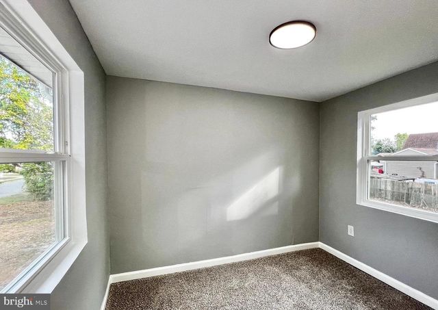 516 10TH AVE, Lindenwold, NJ 08021