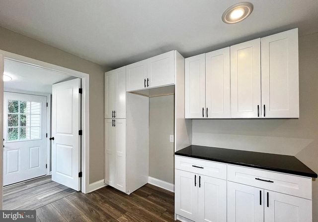 516 10TH AVE, Lindenwold, NJ 08021