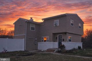 516 10TH AVE, Lindenwold, NJ 08021