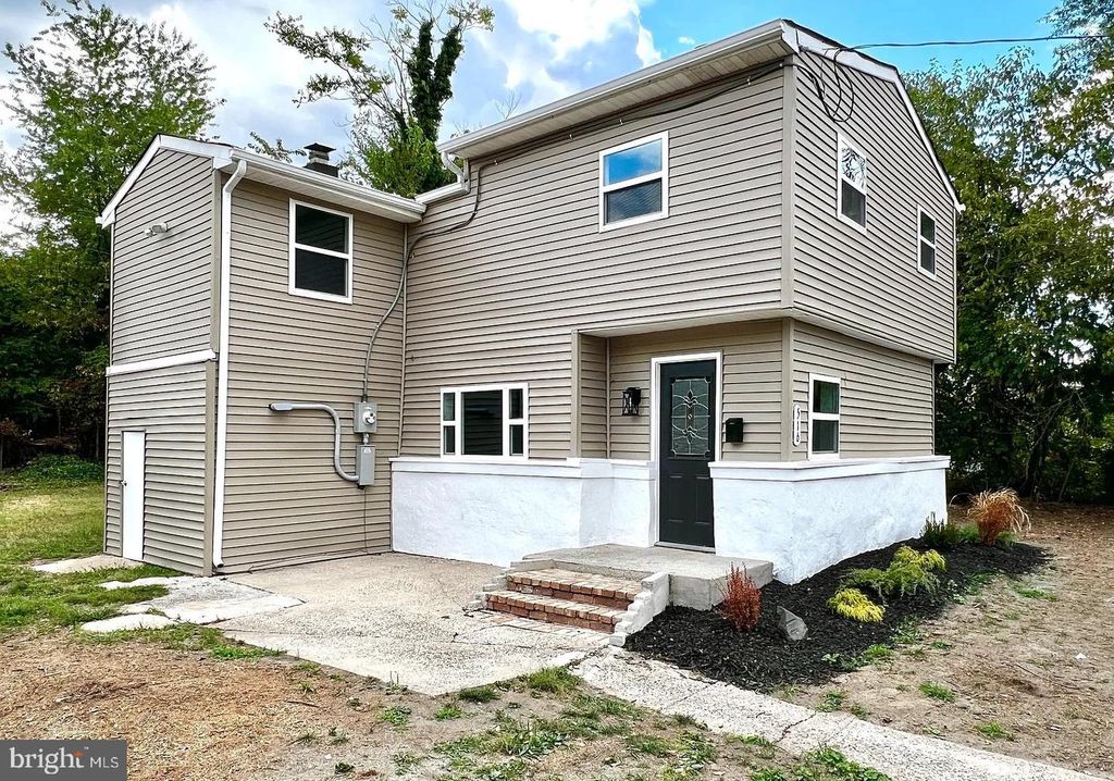 516 10TH AVE, Lindenwold, NJ 08021