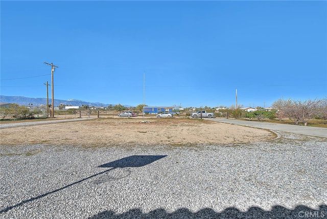 13053 ROSE VISTA RD, Phelan, CA 92371