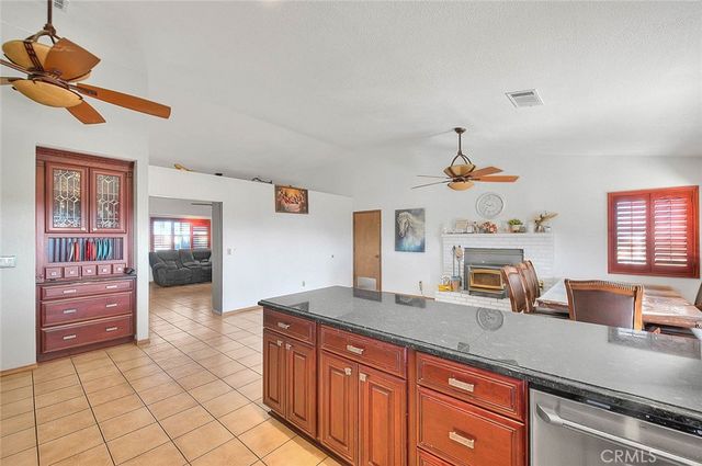 13053 ROSE VISTA RD, Phelan, CA 92371