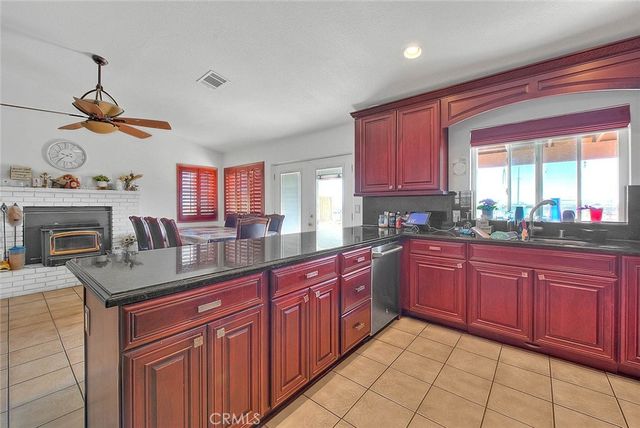 13053 ROSE VISTA RD, Phelan, CA 92371