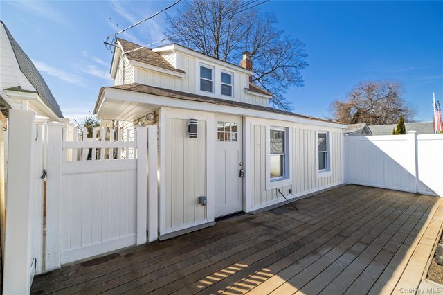 237 Porterfield Place, Freeport, NY 11520