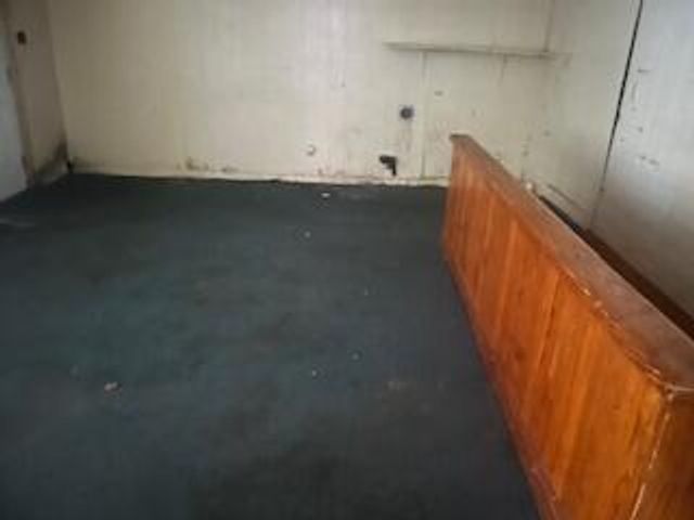 206 S White Street, Floydada, TX 79235