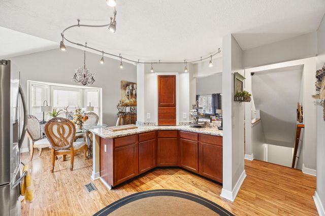 106 somerset Cove, Georgetown, KY 40324