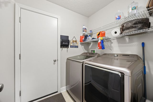 106 somerset Cove, Georgetown, KY 40324