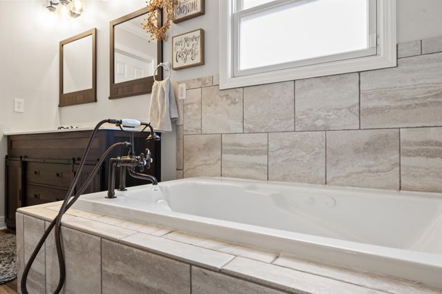 106 somerset Cove, Georgetown, KY 40324