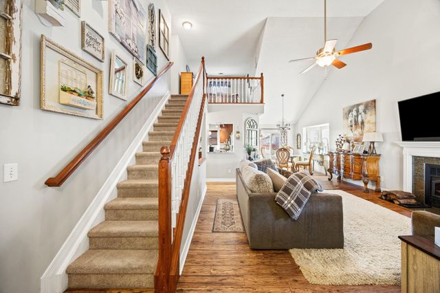 106 somerset Cove, Georgetown, KY 40324