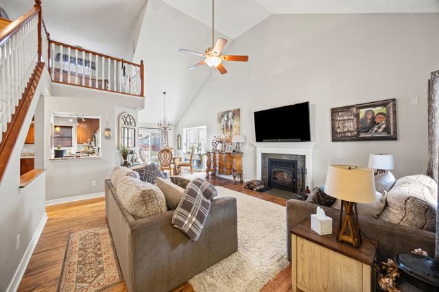 106 somerset Cove, Georgetown, KY 40324