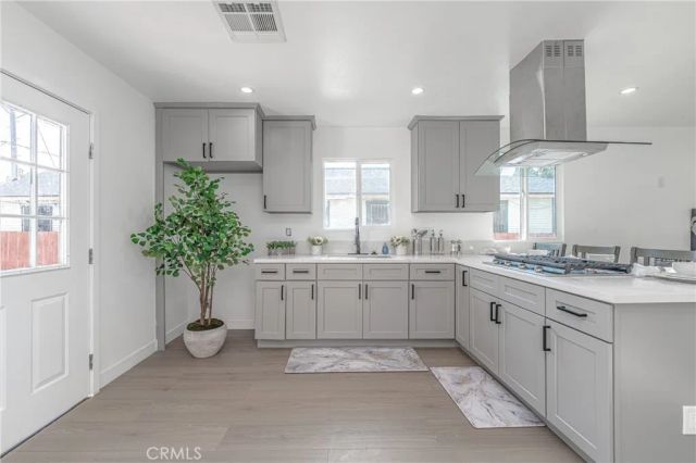 3818 Crawford, Los Angeles, CA 90011