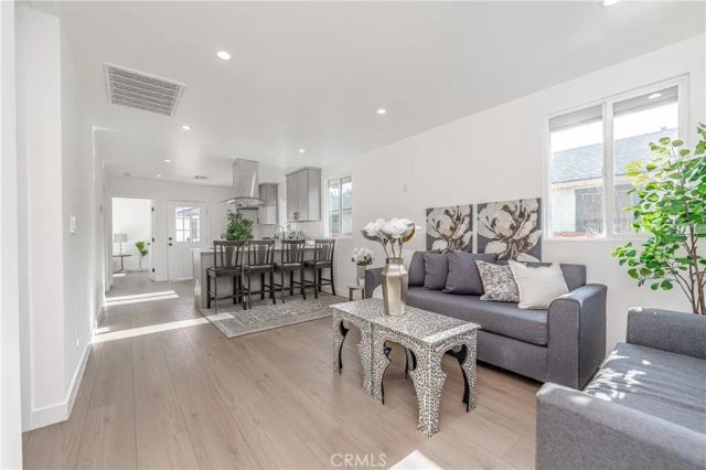 3818 Crawford, Los Angeles, CA 90011