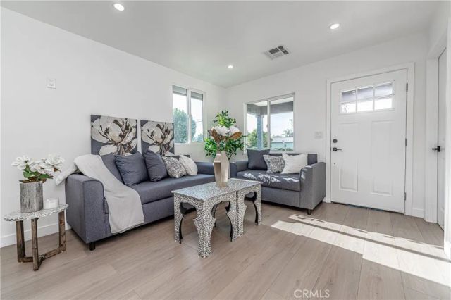 3818 Crawford, Los Angeles, CA 90011