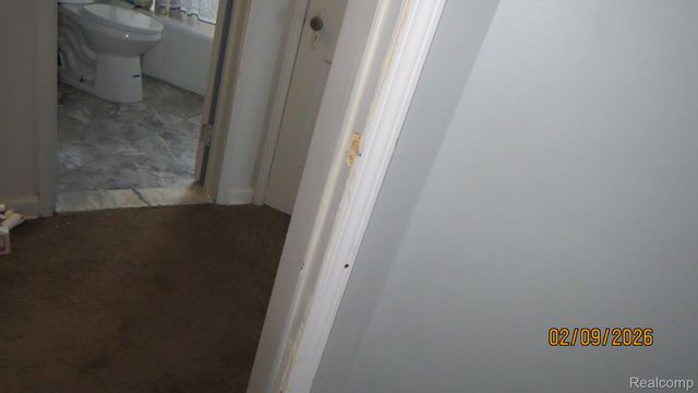 18651 & 18653 Kelly Rd, Detroit, MI 48224