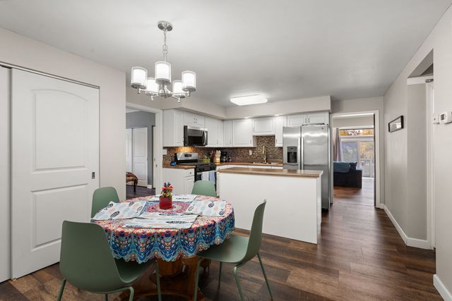 789 S Lakeview Drive, Lowell, IN 46356